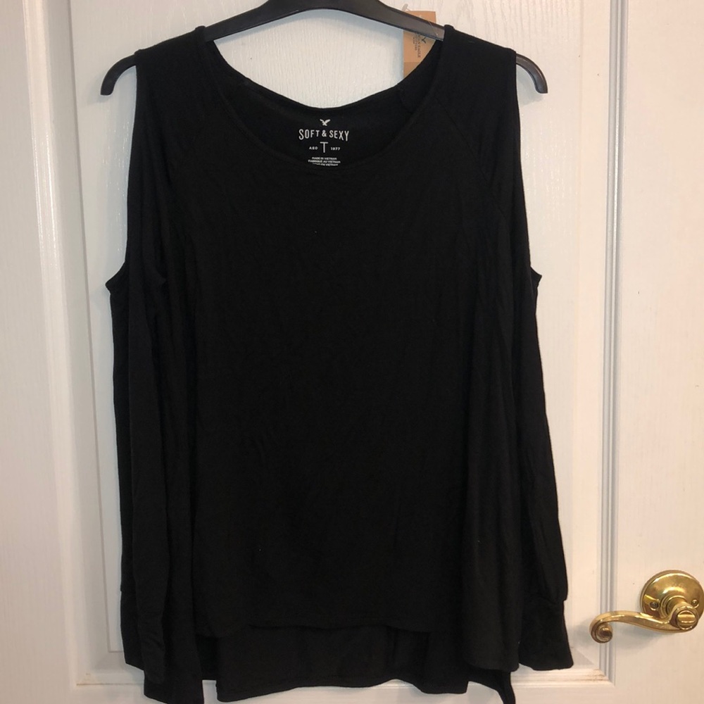 american eagle open  shoulder shirt